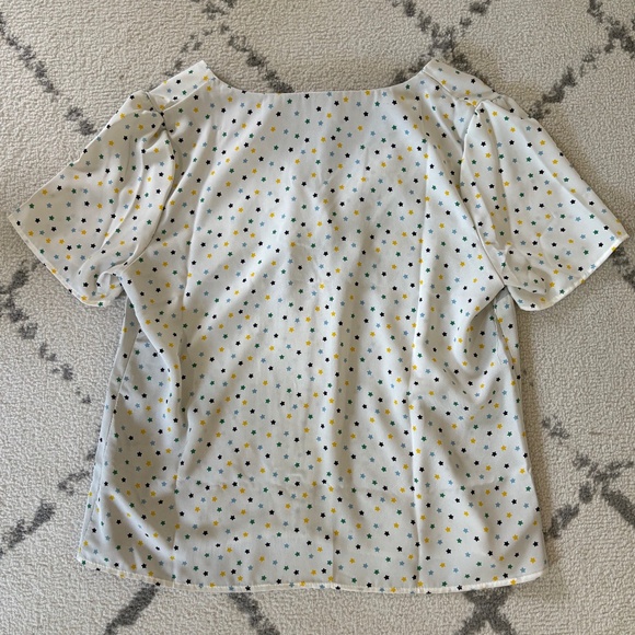 Star Patterned Button-Up Top- Jessy B - Picture 4 of 4